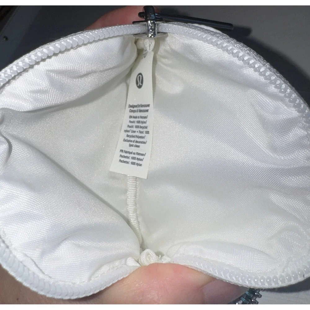 Lululemon Dual Pouch Wristlet Vapor and White Detachable Wallet Keychain NEW